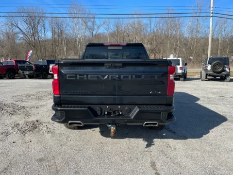 More photos of 2021 Chevrolet Silverado 1500 RST at Cambridge Truck, OH