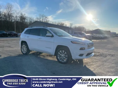 White 2017 Jeep Cherokee Overland for sale in Cambridge, OH