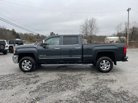 More photos of 2019 GMC Sierra 2500HD SLT at Cambridge Truck, OH