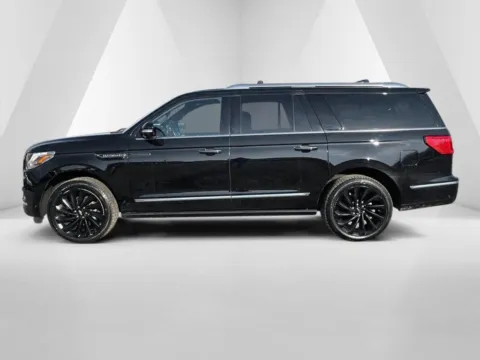 More photos of 2020 Lincoln Navigator L Reserve at Cambridge Truck, OH