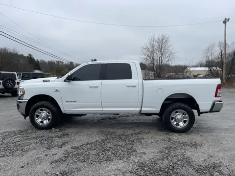 More photos of 2022 Ram 2500 Big Horn at Cambridge Truck, OH