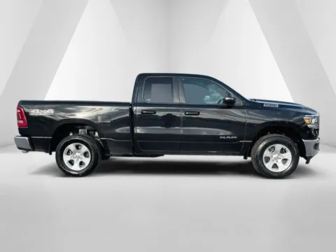 More photos of 2021 Ram 1500 Big Horn/Lone Star at Cambridge Truck, OH