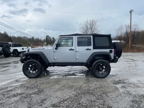 More photos of 2015 Jeep Wrangler Unlimited Sport at Cambridge Truck, OH