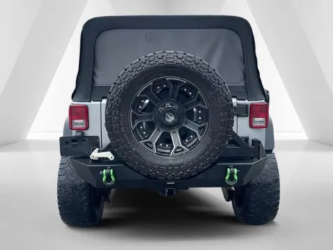 More photos of 2015 Jeep Wrangler Unlimited Sport at Cambridge Truck, OH