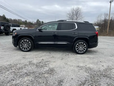 More photos of 2021 GMC Acadia Denali at Cambridge Truck, OH