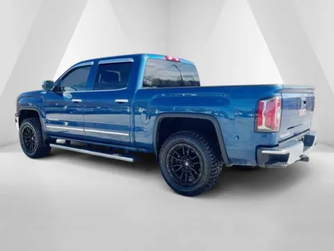 More photos of 2017 GMC Sierra 1500 SLT at Cambridge Truck, OH