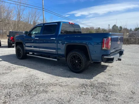 More photos of 2017 GMC Sierra 1500 SLT at Cambridge Truck, OH