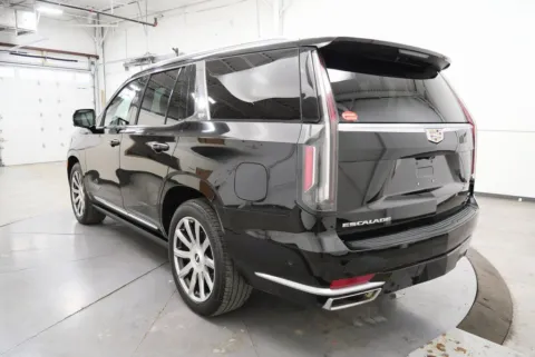 More photos of 2021 Cadillac Escalade Premium Luxury Platinum at Cambridge Truck, OH
