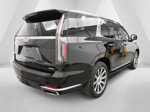 More photos of 2021 Cadillac Escalade Premium Luxury Platinum at Cambridge Truck, OH