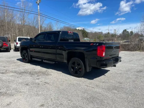 More photos of 2018 Chevrolet Silverado 1500 LTZ at Cambridge Truck, OH