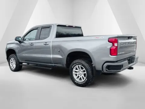 More photos of 2019 Chevrolet Silverado 1500 RST at Cambridge Truck, OH