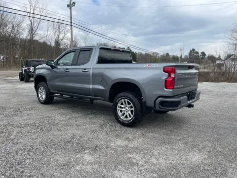 More photos of 2019 Chevrolet Silverado 1500 RST at Cambridge Truck, OH