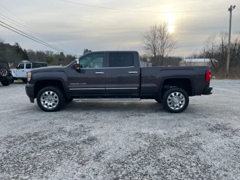 More photos of 2016 GMC Sierra 2500HD Denali at Cambridge Truck, OH
