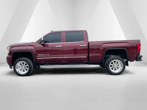 More photos of 2016 GMC Sierra 2500HD Denali at Cambridge Truck, OH