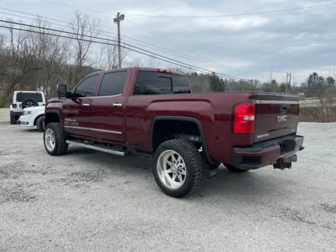 More photos of 2016 GMC Sierra 2500HD Denali at Cambridge Truck, OH