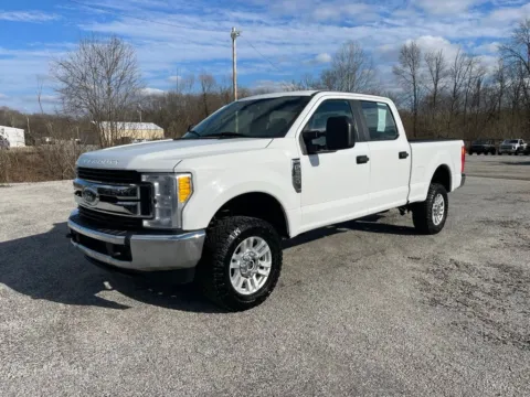 More photos of 2017 Ford F-350SD at Cambridge Truck, OH