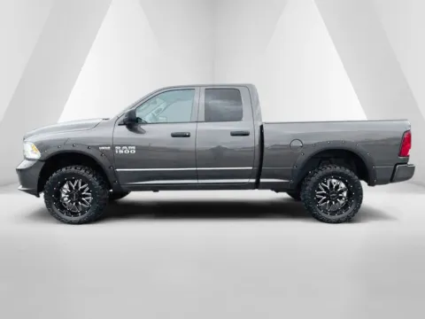 More photos of 2018 Ram 1500 at Cambridge Truck, OH