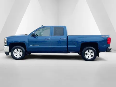 More photos of 2017 Chevrolet Silverado 1500 LT at Cambridge Truck, OH