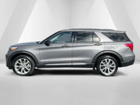 More photos of 2021 Ford Explorer Platinum at Cambridge Truck, OH