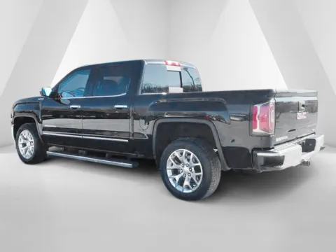 More photos of 2017 GMC Sierra 1500 SLT at Cambridge Truck, OH