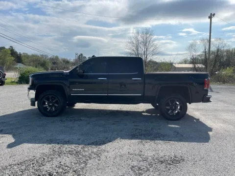 More photos of 2018 GMC Sierra 1500 SLT at Cambridge Truck, OH