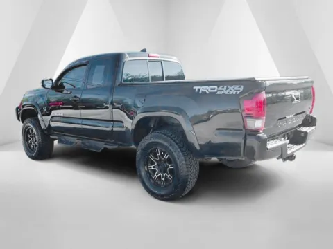 More photos of 2019 Toyota Tacoma TRD Sport at Cambridge Truck, OH