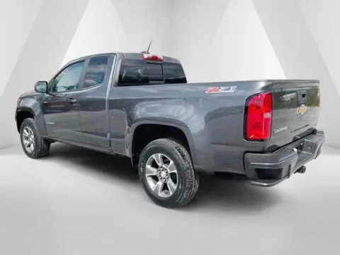 More photos of 2016 Chevrolet Colorado Z71 at Cambridge Truck, OH