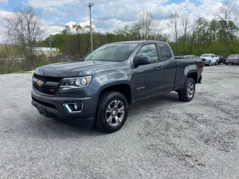 Another view of 2016 Chevrolet Colorado Z71 for sale in Cambridge, OH at Cambridge Truck