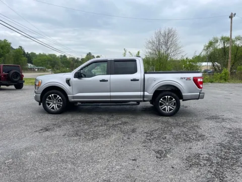 More photos of 2021 Ford F-150 XL at Cambridge Truck, OH