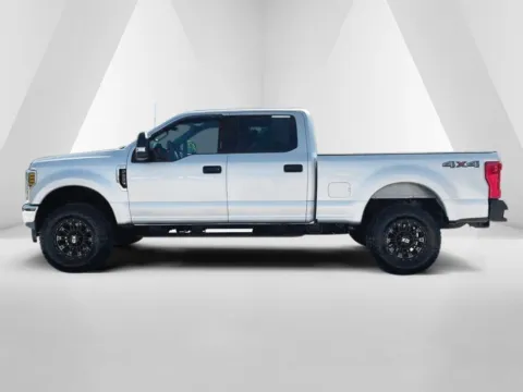 More photos of 2019 Ford F-250SD XLT at Cambridge Truck, OH