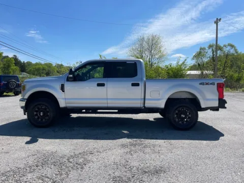 More photos of 2019 Ford F-250SD XLT at Cambridge Truck, OH