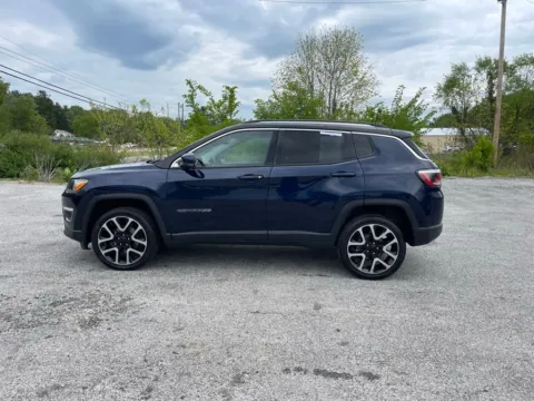 More photos of 2018 Jeep Compass Limited at Cambridge Truck, OH