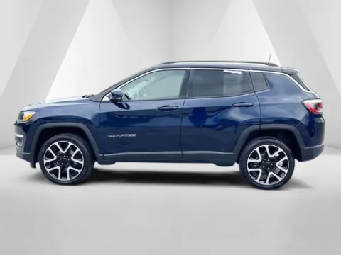 More photos of 2018 Jeep Compass Limited at Cambridge Truck, OH