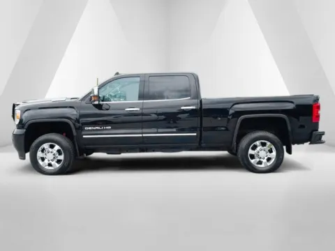 More photos of 2018 GMC Sierra 3500HD Denali at Cambridge Truck, OH
