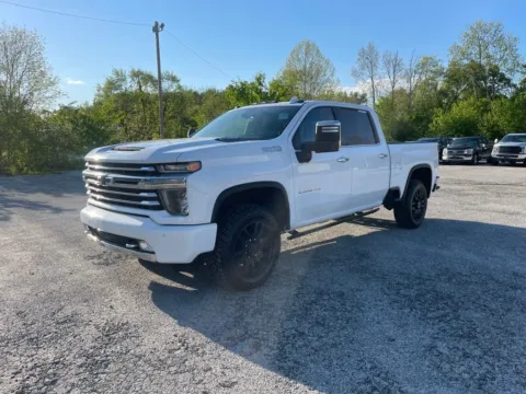 Another view of 2020 Chevrolet Silverado 2500HD High Country for sale in Cambridge, OH at Cambridge Truck