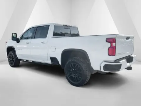 More photos of 2020 Chevrolet Silverado 2500HD High Country at Cambridge Truck, OH