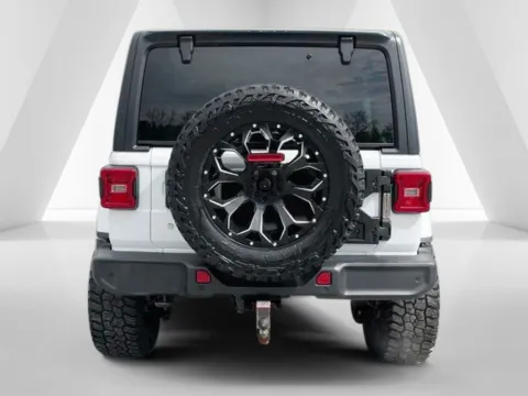 More photos of 2018 Jeep Wrangler Unlimited Sahara at Cambridge Truck, OH