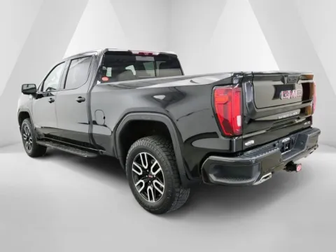 More photos of 2022 GMC Sierra 1500 AT4 at Cambridge Truck, OH