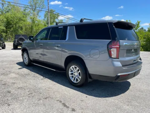 More photos of 2021 Chevrolet Suburban LT at Cambridge Truck, OH