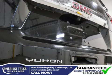 Black 2021 GMC Yukon SLE for sale in Cambridge, OH