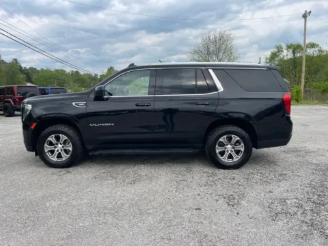More photos of 2021 GMC Yukon SLE at Cambridge Truck, OH