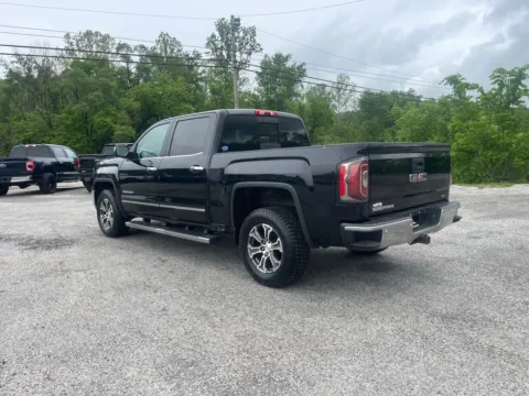 More photos of 2017 GMC Sierra 1500 SLT at Cambridge Truck, OH