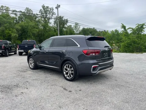 More photos of 2019 Kia Sorento SX Limited at Cambridge Truck, OH