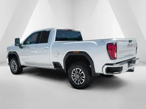 More photos of 2022 GMC Sierra 2500HD SLE at Cambridge Truck, OH