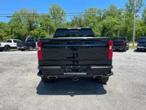 More photos of 2021 Chevrolet Silverado 1500 LT Trail Boss at Cambridge Truck, OH