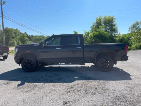 More photos of 2024 GMC Sierra 2500HD Denali at Cambridge Truck, OH
