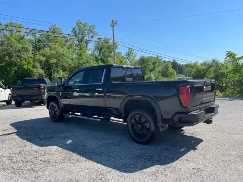 More photos of 2024 GMC Sierra 2500HD Denali at Cambridge Truck, OH