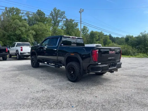 More photos of 2024 GMC Sierra 2500 HD Denali at Cambridge Truck, OH