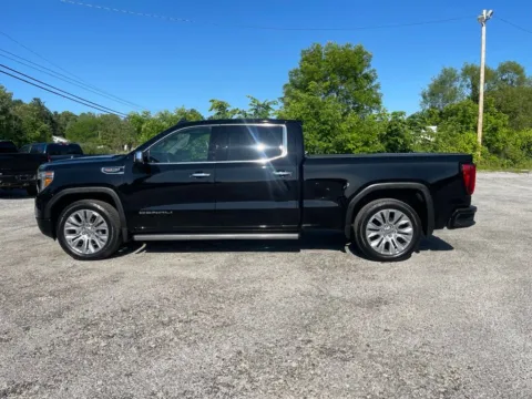 More photos of 2022 GMC Sierra 1500 Limited Denali at Cambridge Truck, OH
