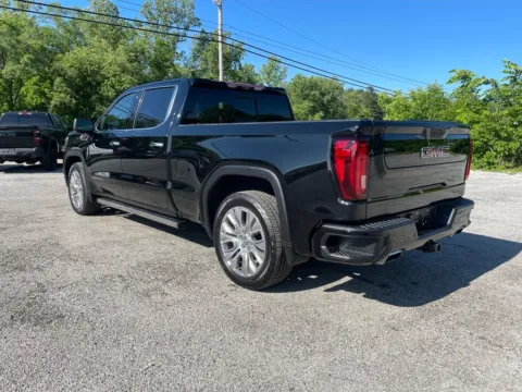 More photos of 2022 GMC Sierra 1500 Limited Denali at Cambridge Truck, OH